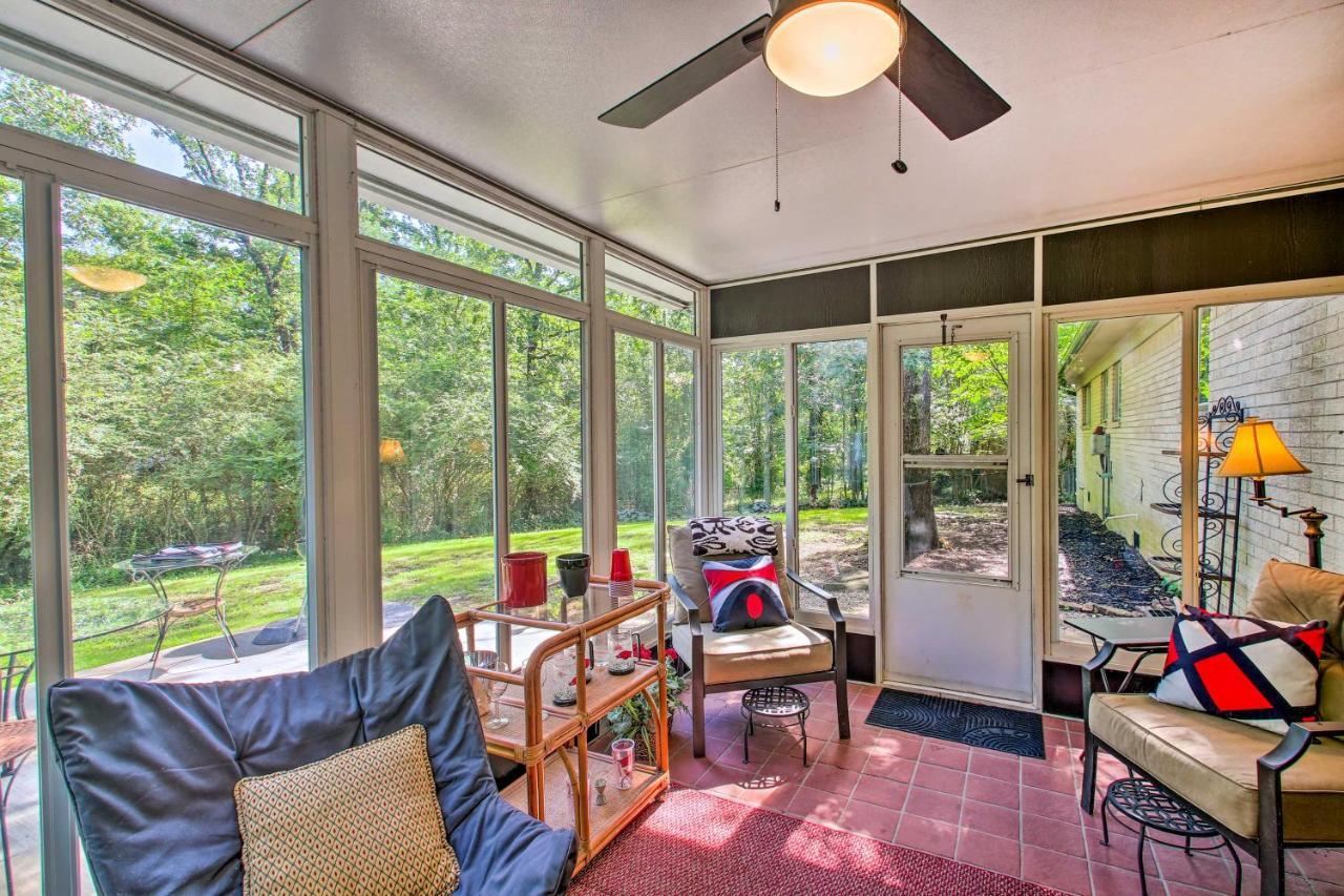 Charming Hot Springs Home With Sunroom And Yard Екстер'єр фото