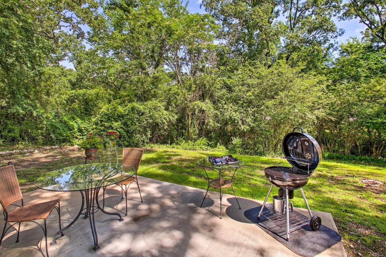 Charming Hot Springs Home With Sunroom And Yard Екстер'єр фото
